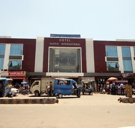 Hotel Sachin International, Haridwar Kankhal Zewnętrze zdjęcie